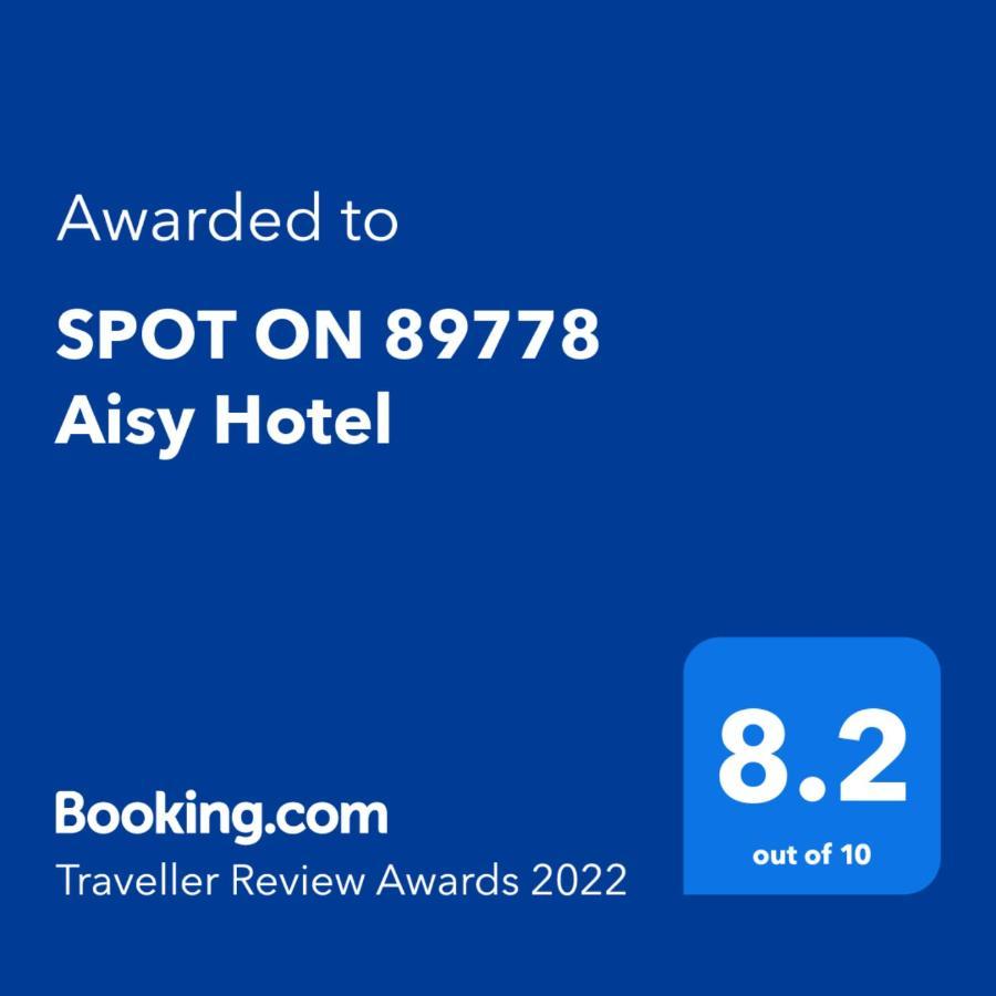 تاناه ميراه Spot On 89778 Aisy Hotel المظهر الخارجي الصورة